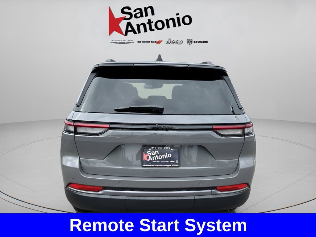 New 2027 Jeep Grand Cherokee Altitude RWD image 13