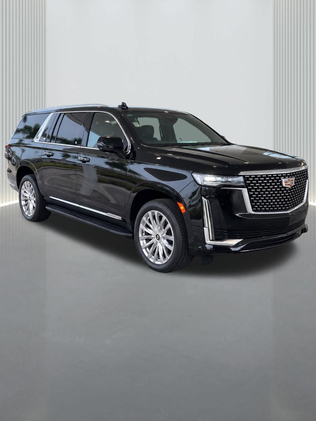 Used 2024 Cadillac Escalade ESV Premium Luxury AWD/4WD image 8