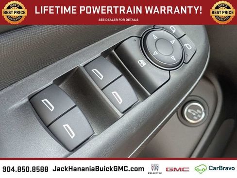 Used 2025 Buick Envista Avenir FWD image 25