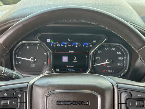 Used 2021 GMC Sierra 2500 Denali w/ Denali Ultimate Package image 34