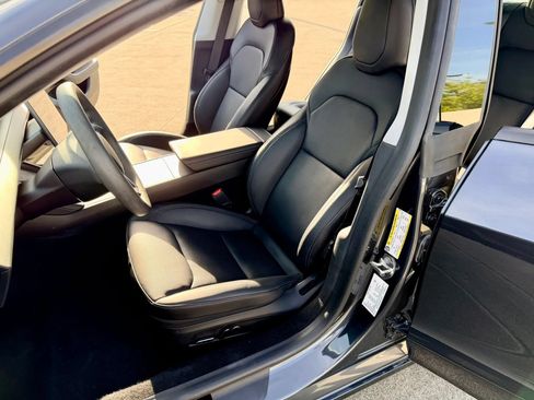 Used 2024 Tesla Model 3 Standard Range RWD image 18