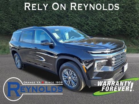 New 2026 Chevrolet Traverse LT w/ Driver Confidence Package FWD image 1