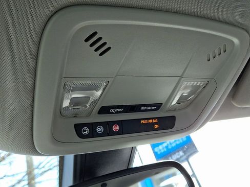 Used 2017 Chevrolet Malibu LT w/ Leather Package image 26