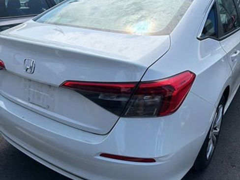 Used 2024 Honda Civic LX image 9