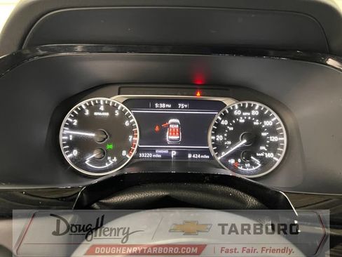 Used 2025 Nissan Pathfinder SV FWD image 55
