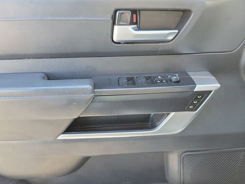 Used 2023 Toyota Tundra Platinum image 18