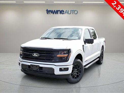 Used 2025 Ford F150 XLT w/ Equipment Group 302A MID image 9