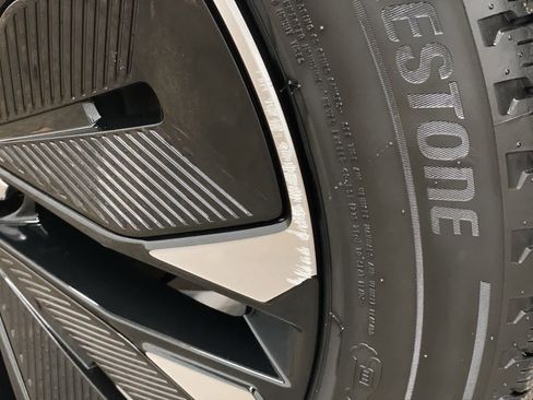 Used 2024 Chevrolet Blazer EV RS image 31