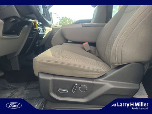 Used 2017 Ford F150 XLT w/ Equipment Group 302A Luxury image 14