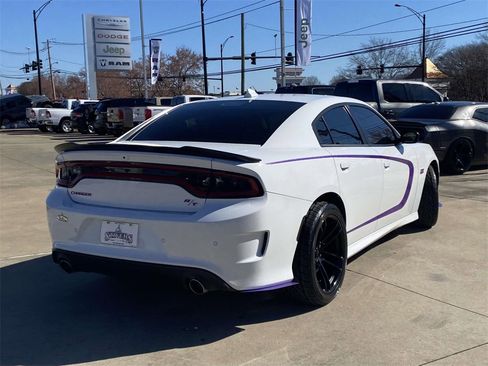 Used 2022 Dodge Charger R/T w/ Blacktop Package image 42