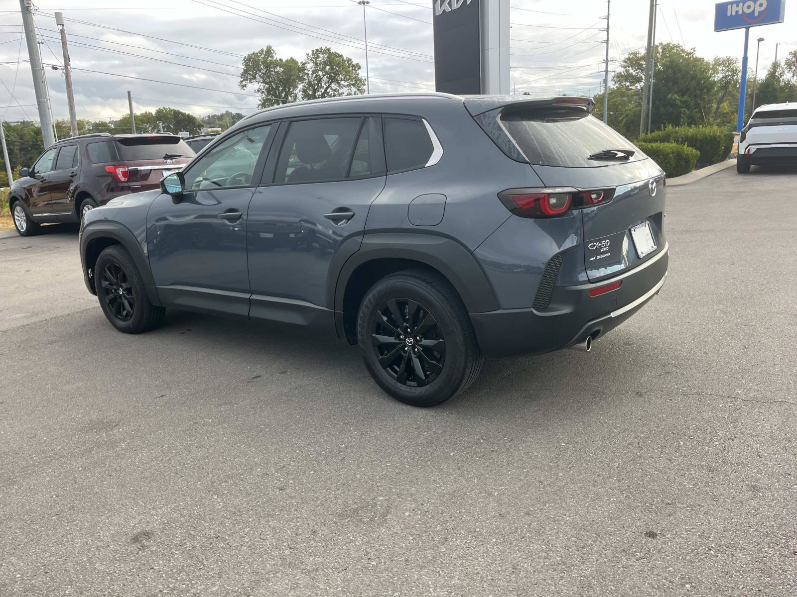 Used 2024 MAZDA CX-50 AWD 2.5 S w/ Select Package image 6