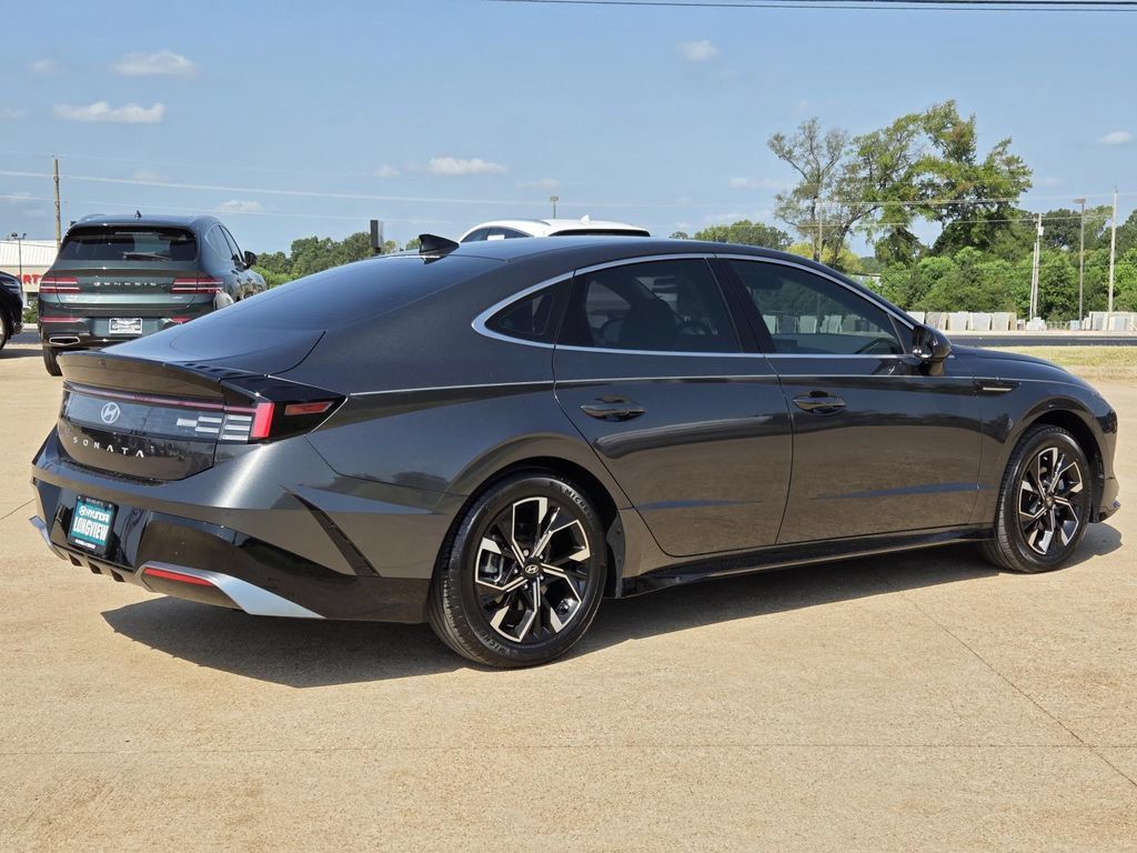 Used 2024 Hyundai Sonata SEL FWD image 6