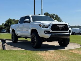 Used 2018 Toyota Tacoma SR5 RWD video 1