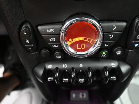Used 2013 MINI Cooper Hardtop FWD image 17