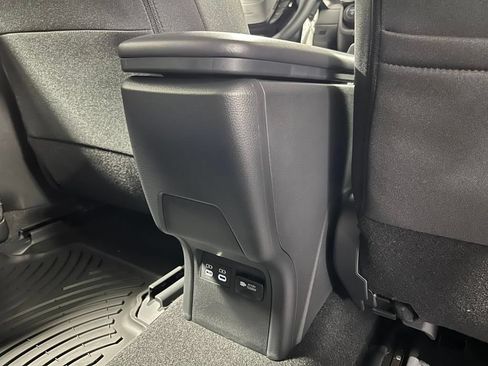 New 2026 Toyota Prius Plug-In Hybrid FWD image 17