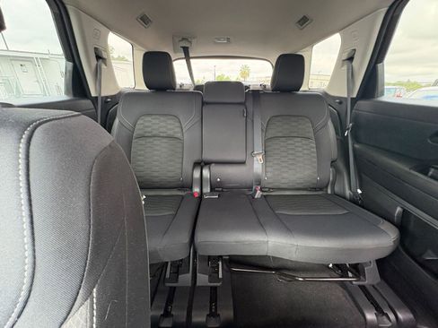 Used 2025 Nissan Pathfinder SV AWD/4WD image 41