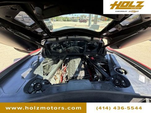 Used 2022 Chevrolet Corvette Stingray Premium Cpe w/ Z51 Performance Package RWD image 30