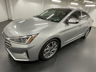 Used 2020 Hyundai Elantra Limited w/ Ultimate Package 03