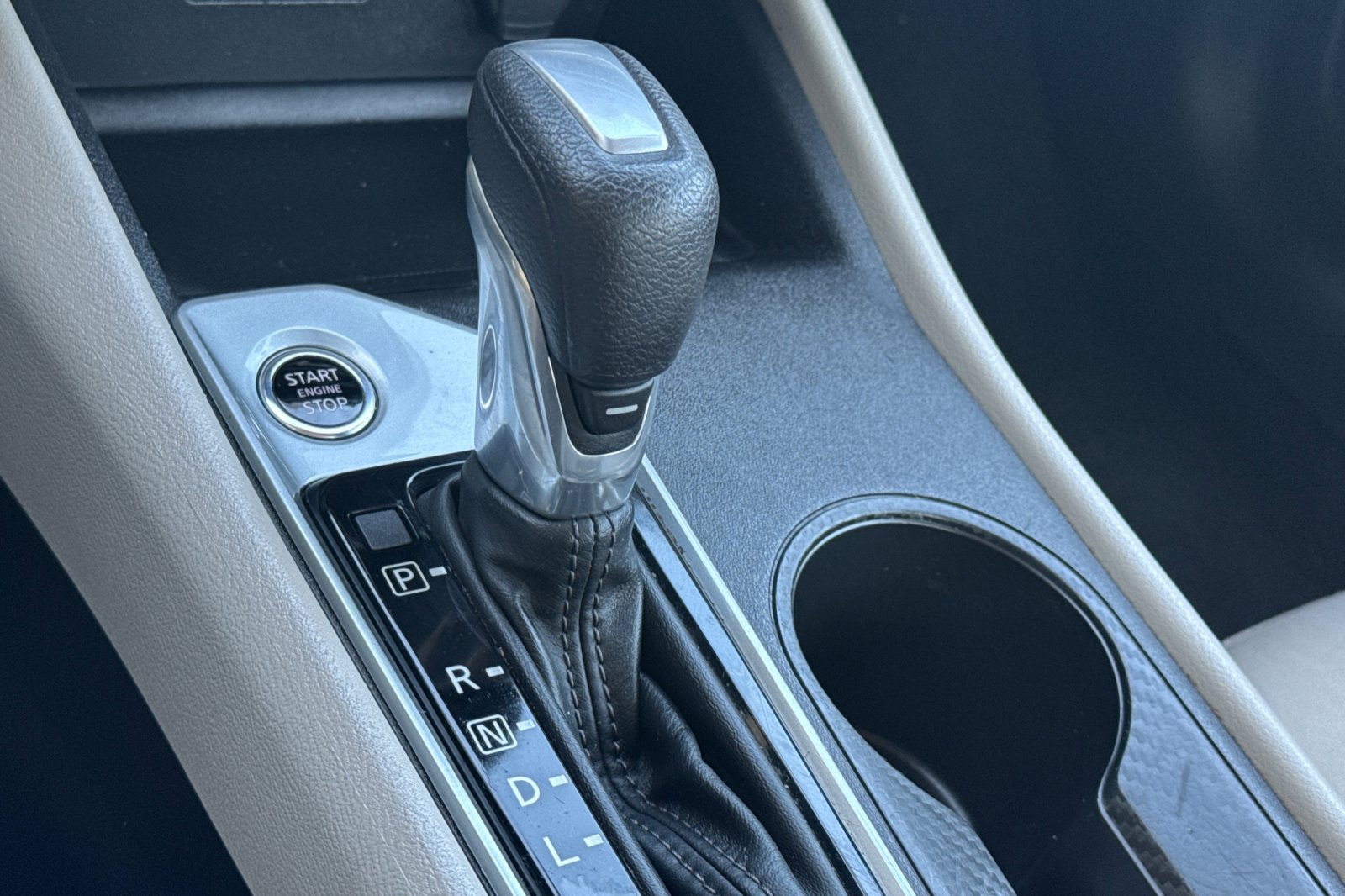 Certified 2025 Nissan Altima 2.5 SV FWD image 25