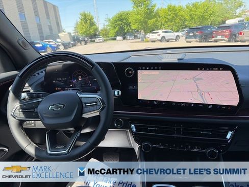 New 2026 Chevrolet Traverse Z71 w/ Enhanced Driving Package AWD/4WD image 11