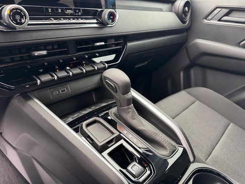 Used 2026 Chevrolet Colorado W/T w/ WT Convenience Package II image 19