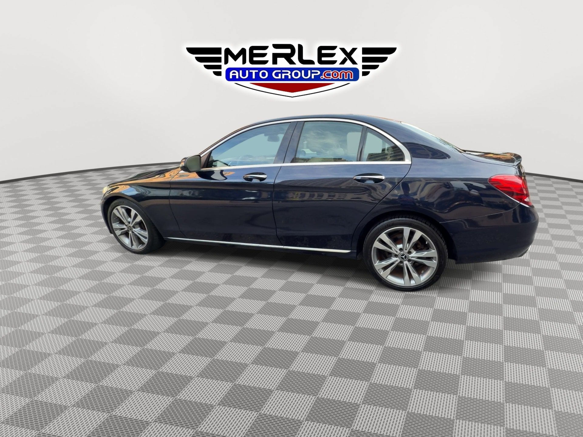 Used 2018 Mercedes-Benz C 300 Sedan w/ Premium Package image 5