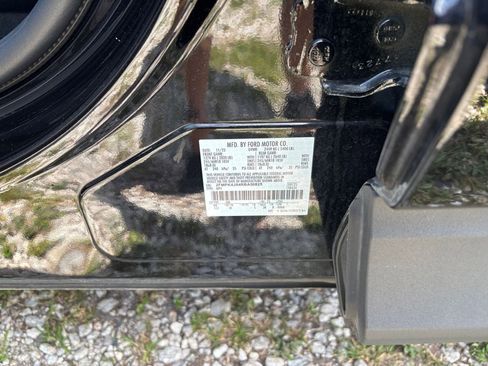 Used 2024 Ford Edge SEL image 29