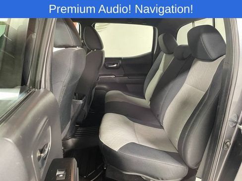 Used 2023 Toyota Tacoma TRD Off-Road w/ Advanced Technology Package AWD/4WD image 20