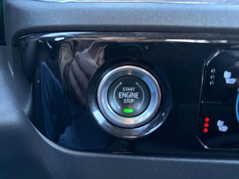 Used 2023 Chevrolet Silverado 1500 LT image 23