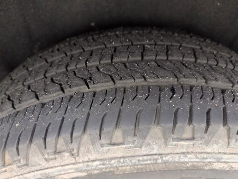 Used 2021 Jeep Grand Cherokee Laredo image 19