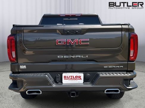 Used 2019 GMC Sierra 1500 Denali w/ Technology Package AWD/4WD image 5