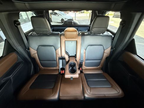 Used 2024 Ford Bronco Outer Banks image 39