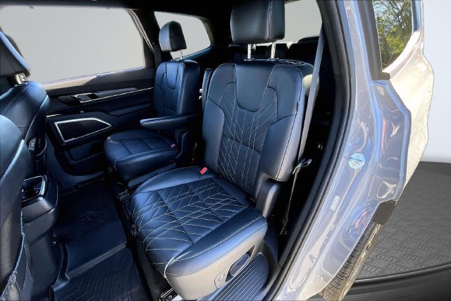 Used 2023 Kia Telluride EX X-Line AWD/4WD image 22