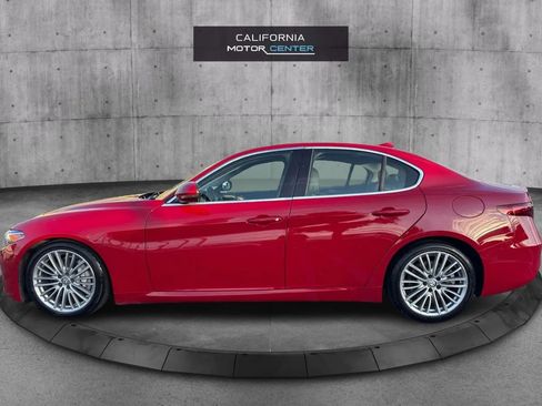 Used 2017 Alfa Romeo Giulia Ti w/ TI Lusso Light Wood Package RWD image 8