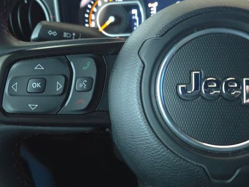 Used 2024 Jeep Gladiator Rubicon image 27