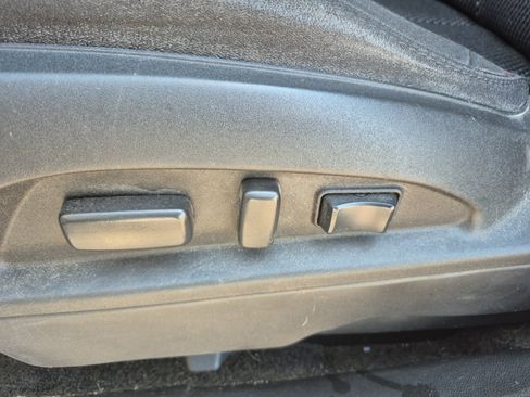 Used 2017 Chevrolet Equinox LT w/ Convenience Package FWD image 13