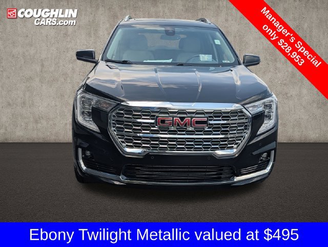 Used 2023 GMC Terrain Denali AWD/4WD image 2