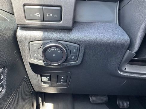 Used 2019 Ford F150 XLT w/ Equipment Group 302A Luxury AWD/4WD image 13