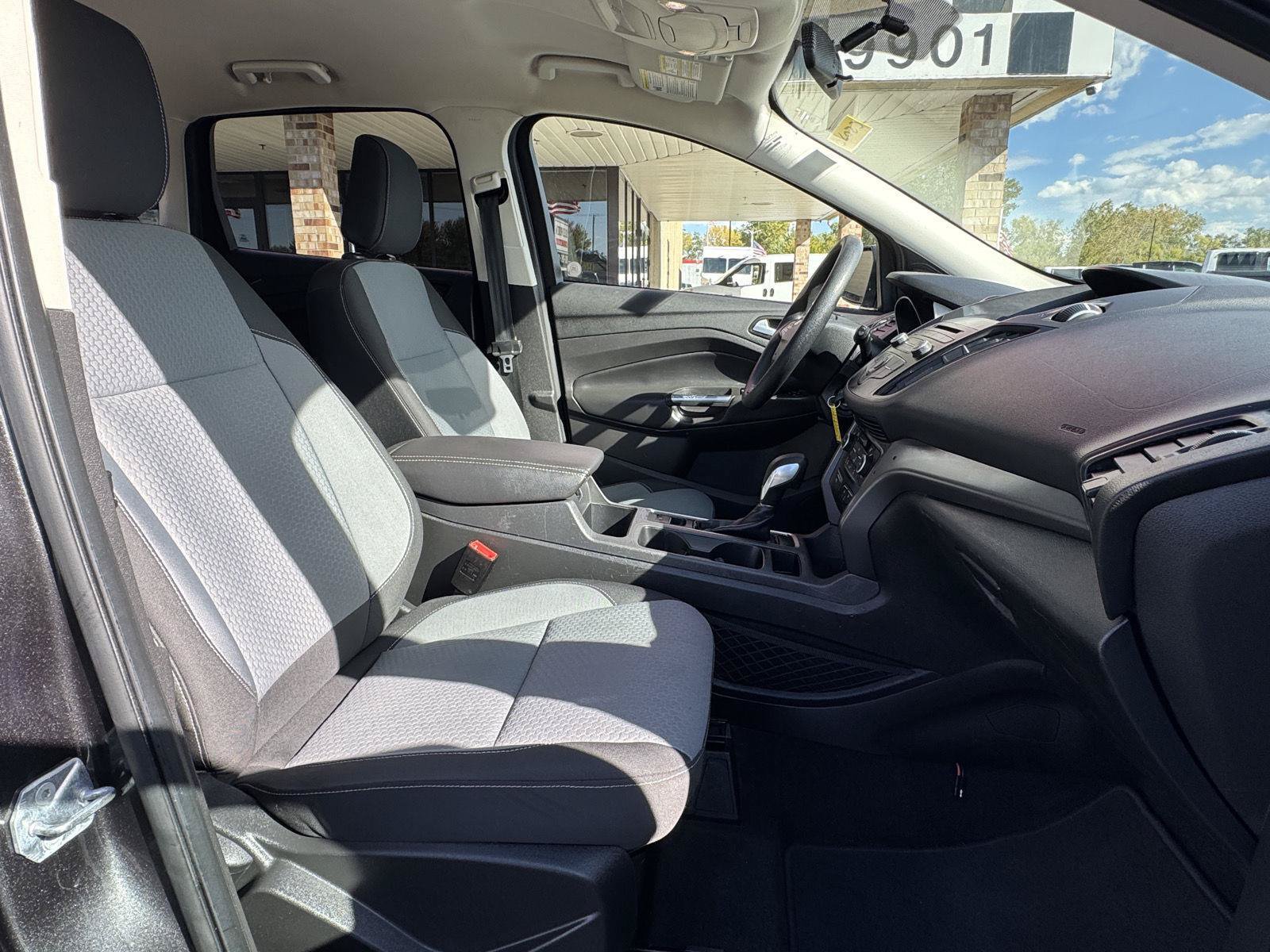 Used 2018 Ford Escape SE AWD/4WD image 25