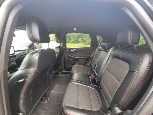 Used 2023 Ford Escape ST-Line w/ Tech Pack #1 AWD/4WD image 28