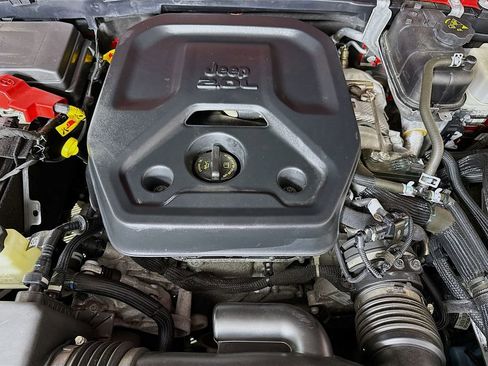 Used 2023 Jeep Wrangler Unlimited w/ Cold Weather Group image 35