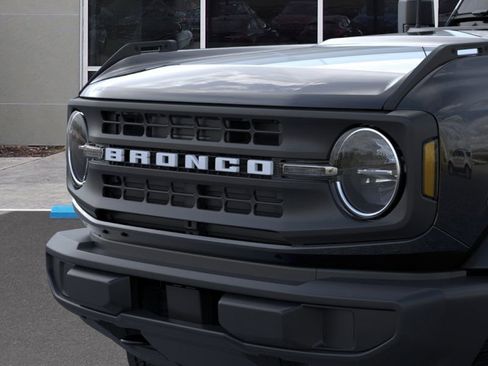 New 2025 Ford Bronco 4-Door image 19