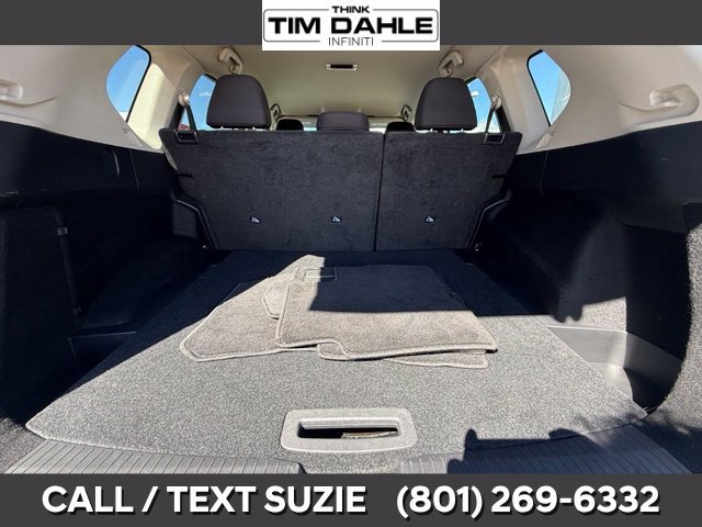 Used 2025 Nissan Rogue SV FWD image 21