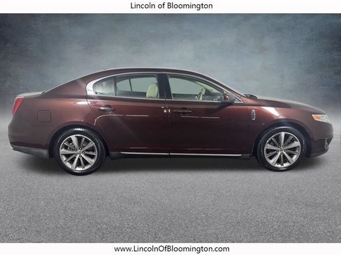 Used 2010 Lincoln MKS FWD image 7