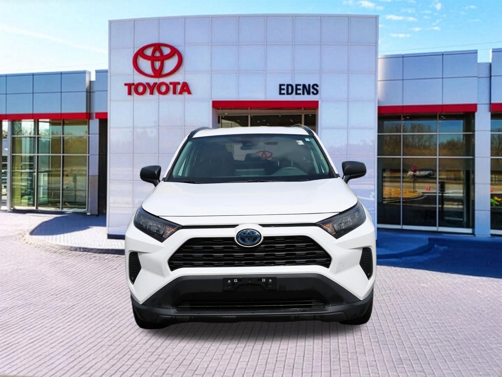 Used 2022 Toyota RAV4 LE AWD/4WD image 10
