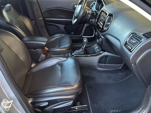 Used 2018 Jeep Compass Limited w/ Safe & Security Group FWD image 25