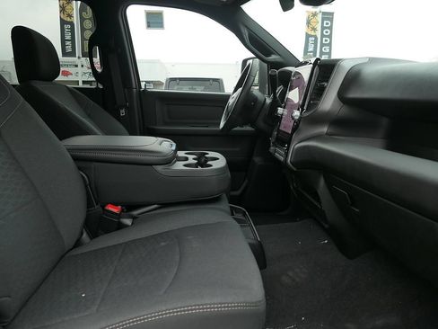 New 2026 RAM 3500 Tradesman AWD/4WD image 25