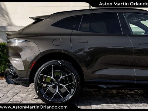 New 2026 Aston Martin DBX 707 image 18