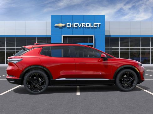 New 2025 Chevrolet Equinox EV RS w/ Convenience Package II image 31