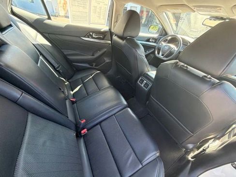 Used 2023 Nissan Maxima SV w/ Floor Mat Group FWD image 23